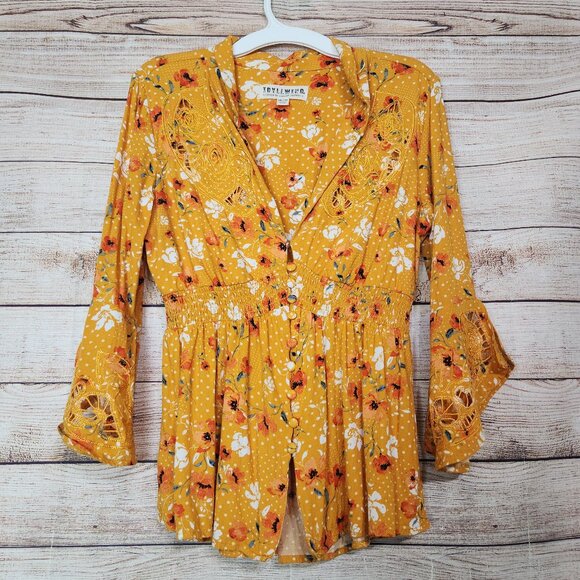Idyllwind Tops - Idyllwind by Miranda Lambert Floral Flare Sleeve Blouse Size XS/TP Button Front